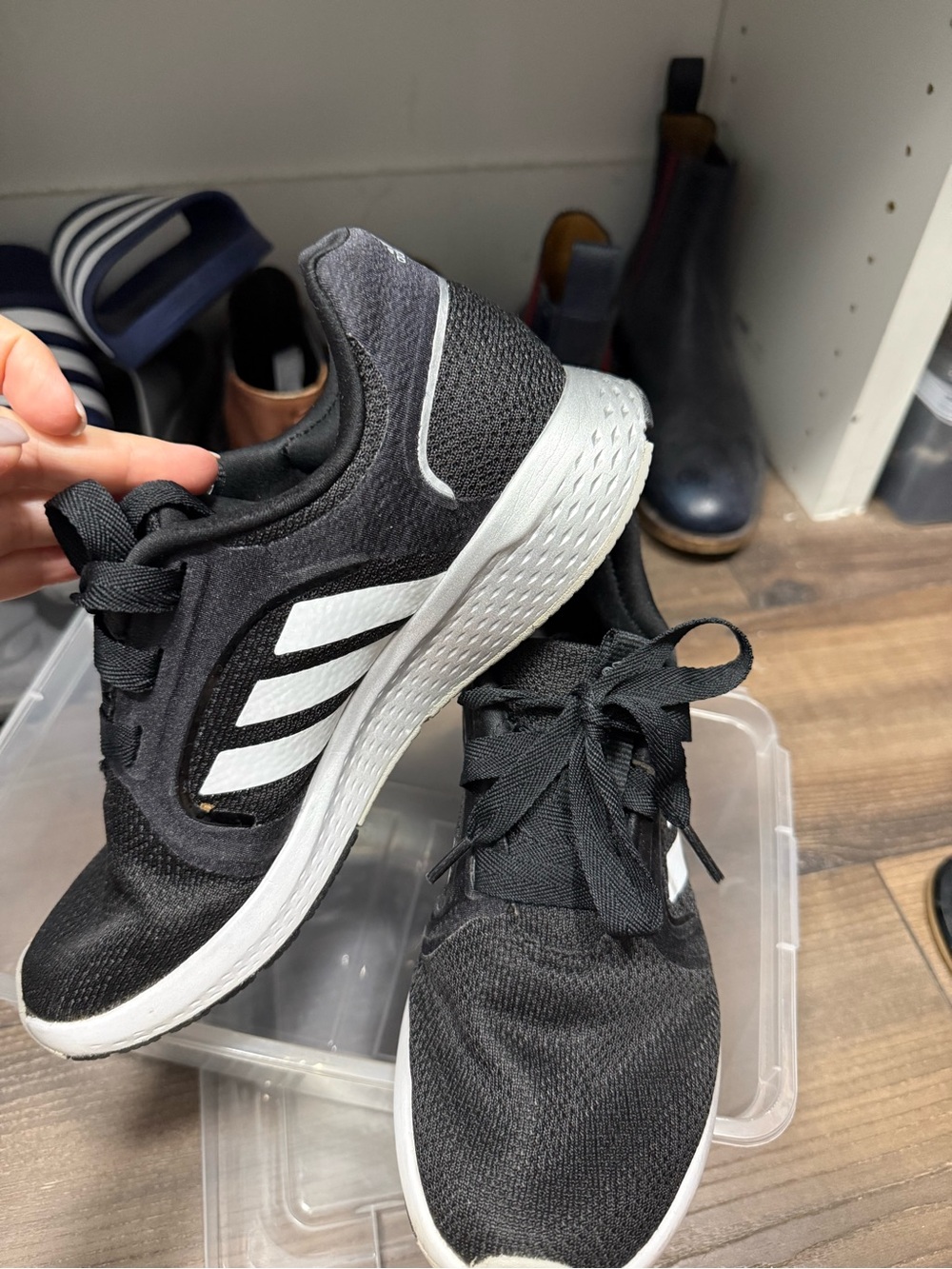 adidas women’s Black and White Running Sneakers Sz 7.5